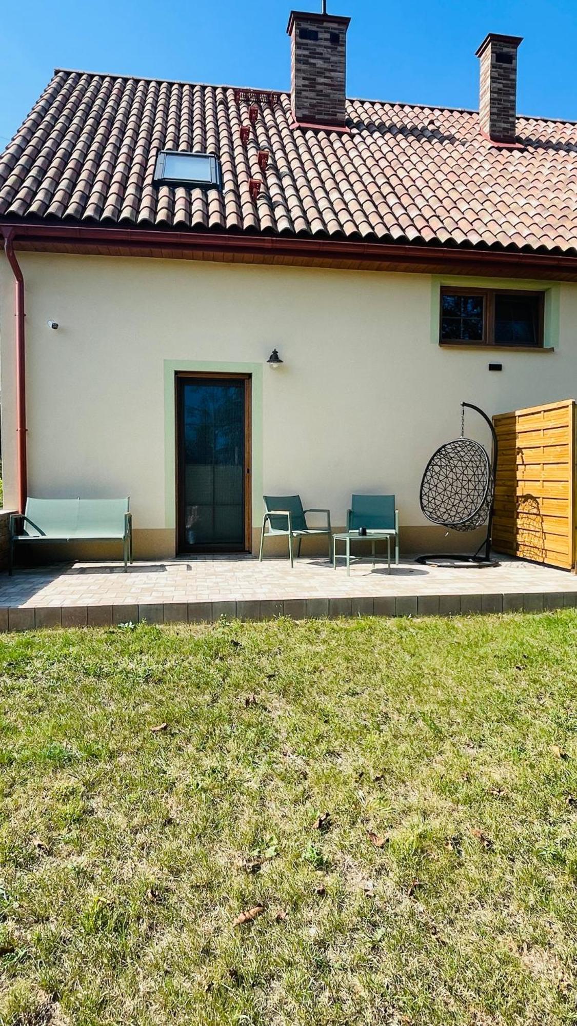 Green Door Oswiecim Exterior photo